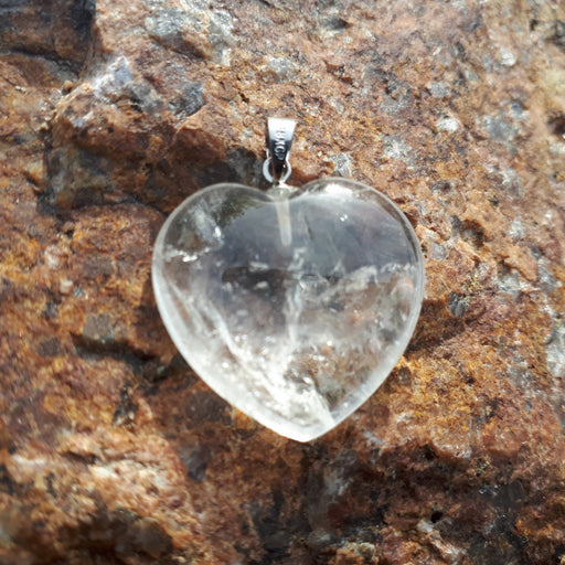 Bergkrystall/Rock crystal hjerte anheng  2,5 cm image