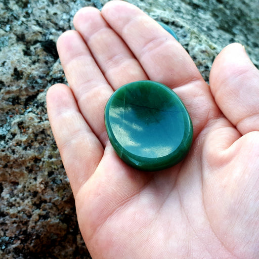  Jade grønn Lommestein - Worry Stone - Palm Stone 3,5-4 cm image