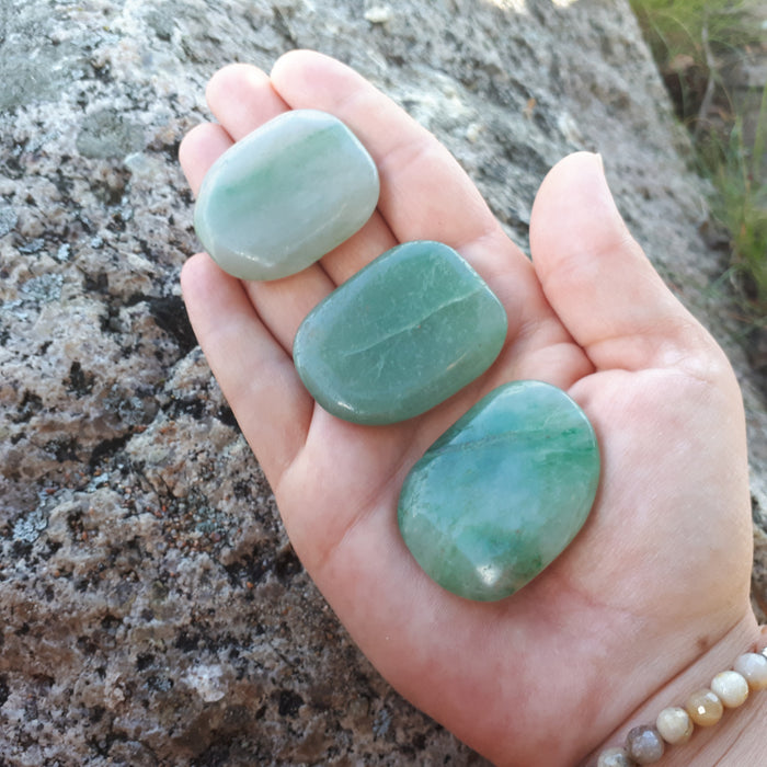 Aventurin Grønn Lommestein |Green Aventurine Palmstones 4cm image