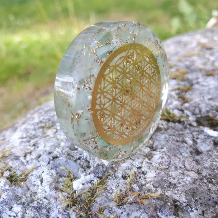 Jade Quartz Orgonite Disc with infinity metal image
