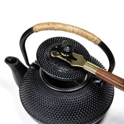 Japanese style Tetsubin teapot lid holder image