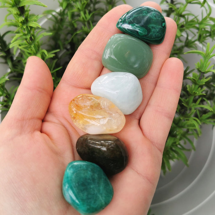 Good Luck Healing Crystal Kit image