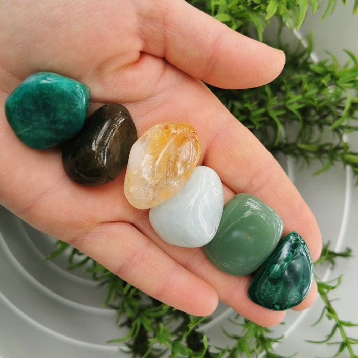 Good Luck Healing Crystal Kit image