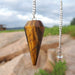 Tigerøye  pendel -Tiger Eye Polished Pendulum image