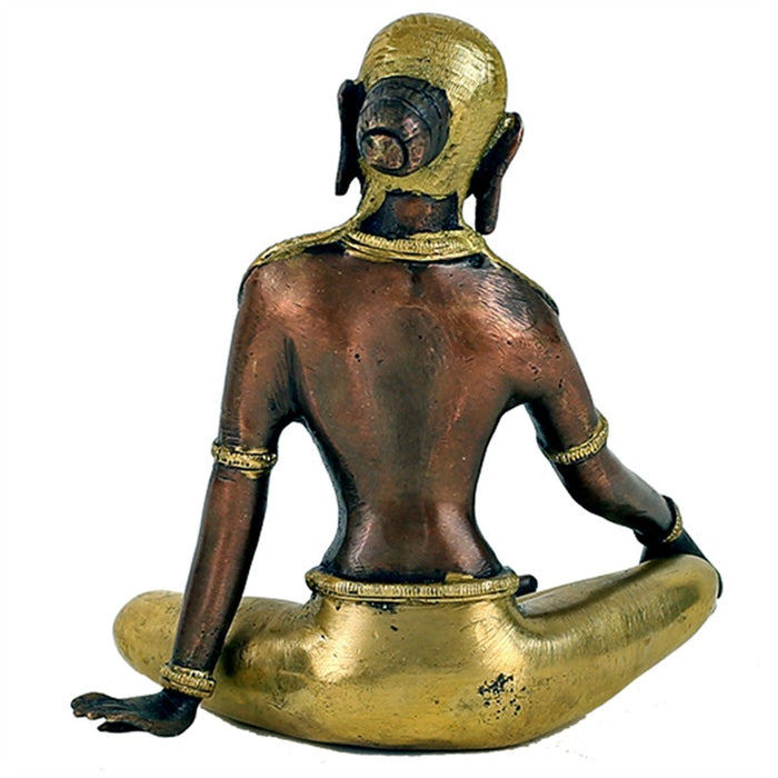 Parvati statue two-coloured image