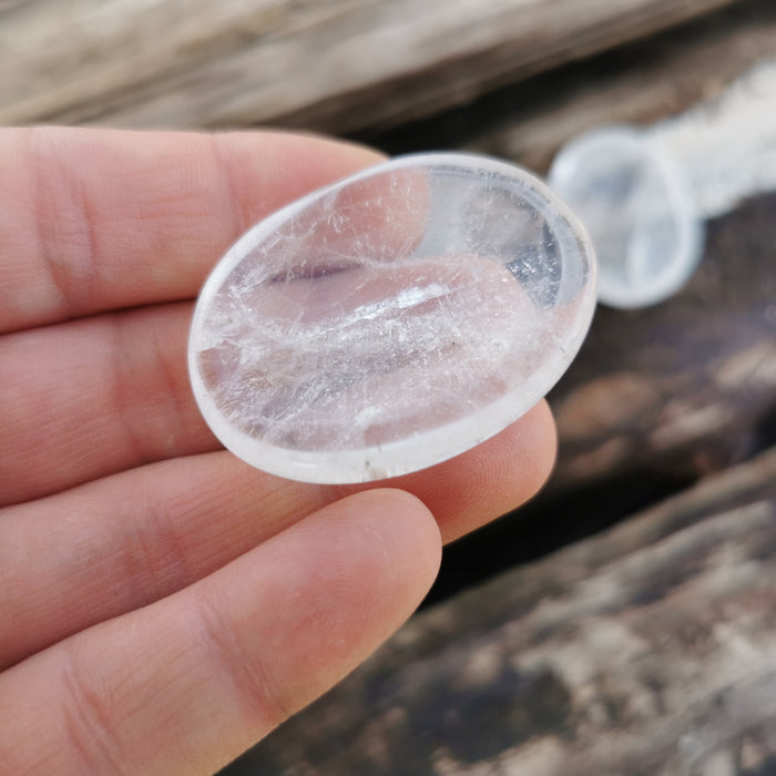 Bergkrystall Lommestein - Rock crystal Worry stone 3 cm  image