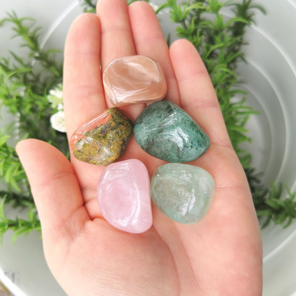 Fertility Boost Healing Crystal Kit image