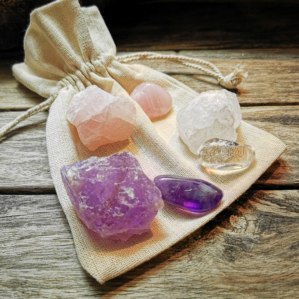 Rosenkvarts Ametyst Bergkrystall Sett / Golden triangle stones A image