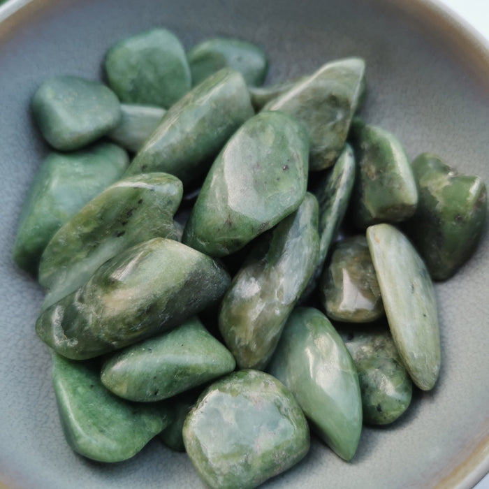 Jade Netritt - Nephrite Jade tromlet stor  image