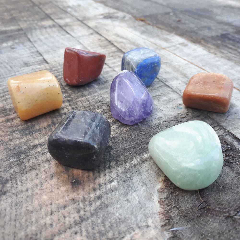 Chakra Krystallsett -7 Chakra Tromlede Steiner Stor - Sett  image