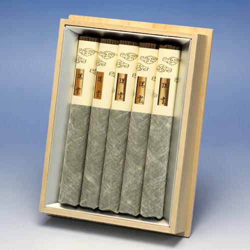 Zuiun Special Aloeswood (kyara)- Nippon Kodo Incense   image